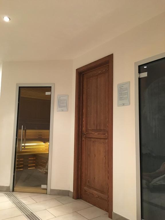 La Maison Di ラ・トゥイール エクステリア 写真